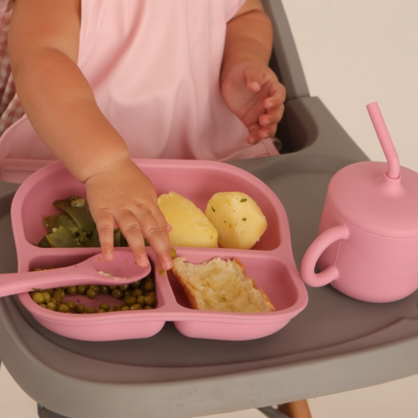 Kit Deluxe Babero + Vajilla BLW Pink 9 Piezas de Silicona orgánica con ventosas Nenina & Co