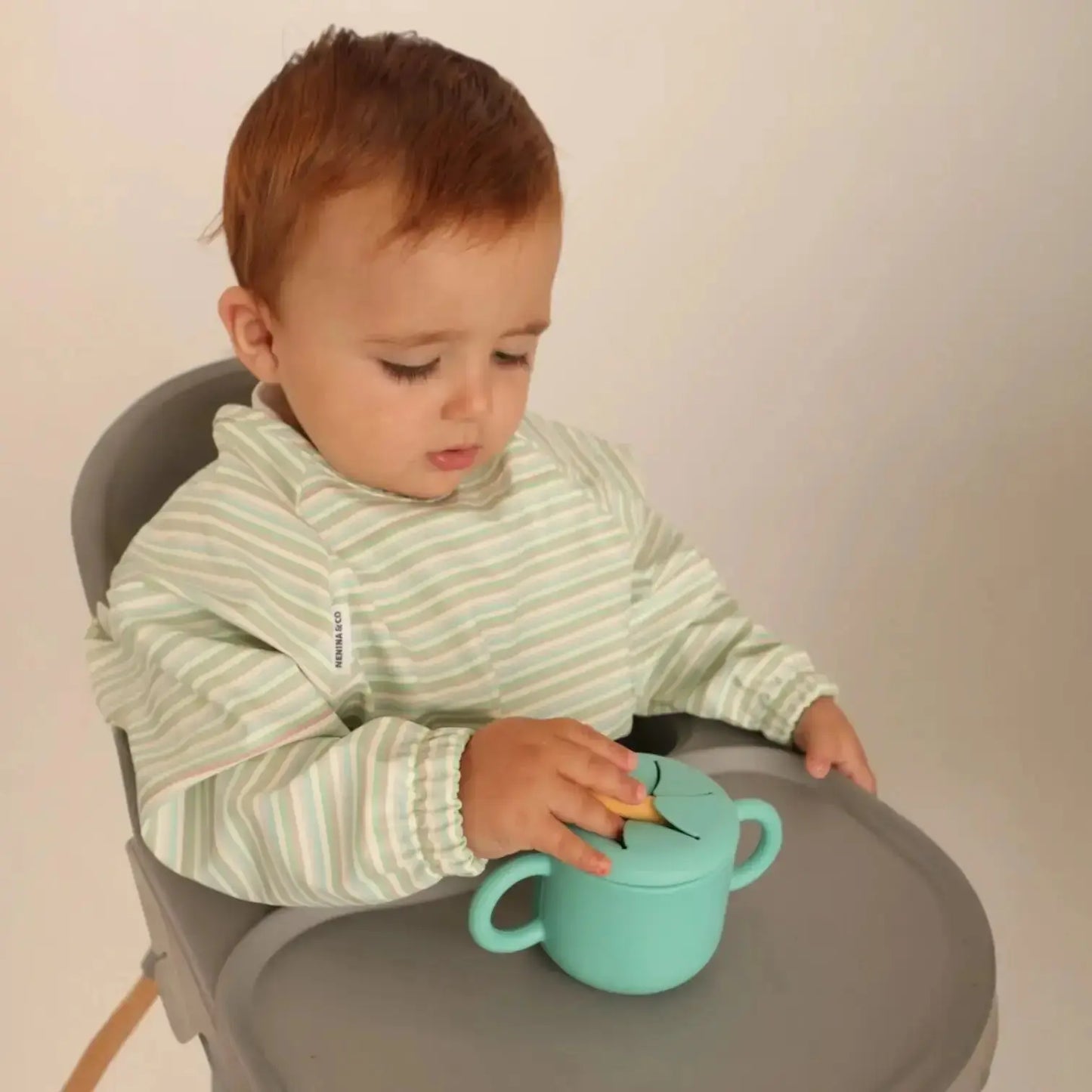 Kit Deluxe Vajilla + Babero BLW Turquesa 9 Piezas de Silicona orgánica con ventosas Nenina & Co