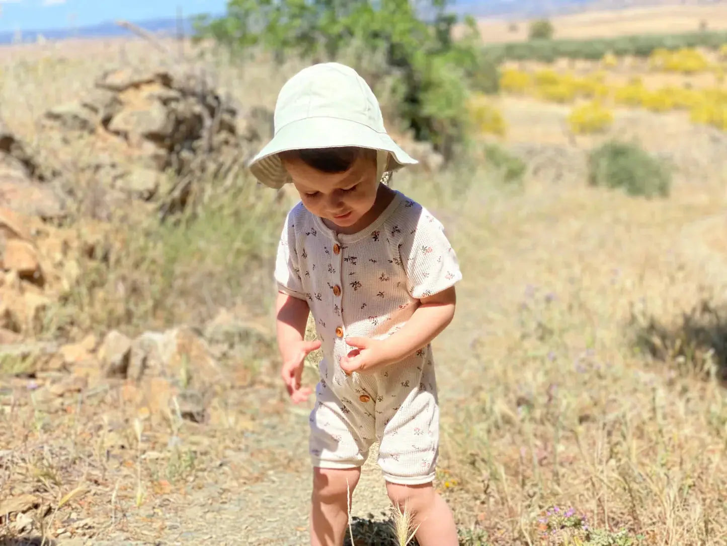 Gorro para el Sol Oliva Nenina & Co - Hecho de Algodón Orgánico | Protección Solar y Estilo
