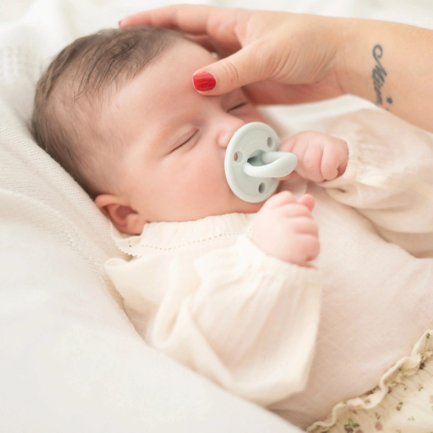 Kit 2 Chupetes CLÁSICOS Oliva y Celeste Nenina & Co