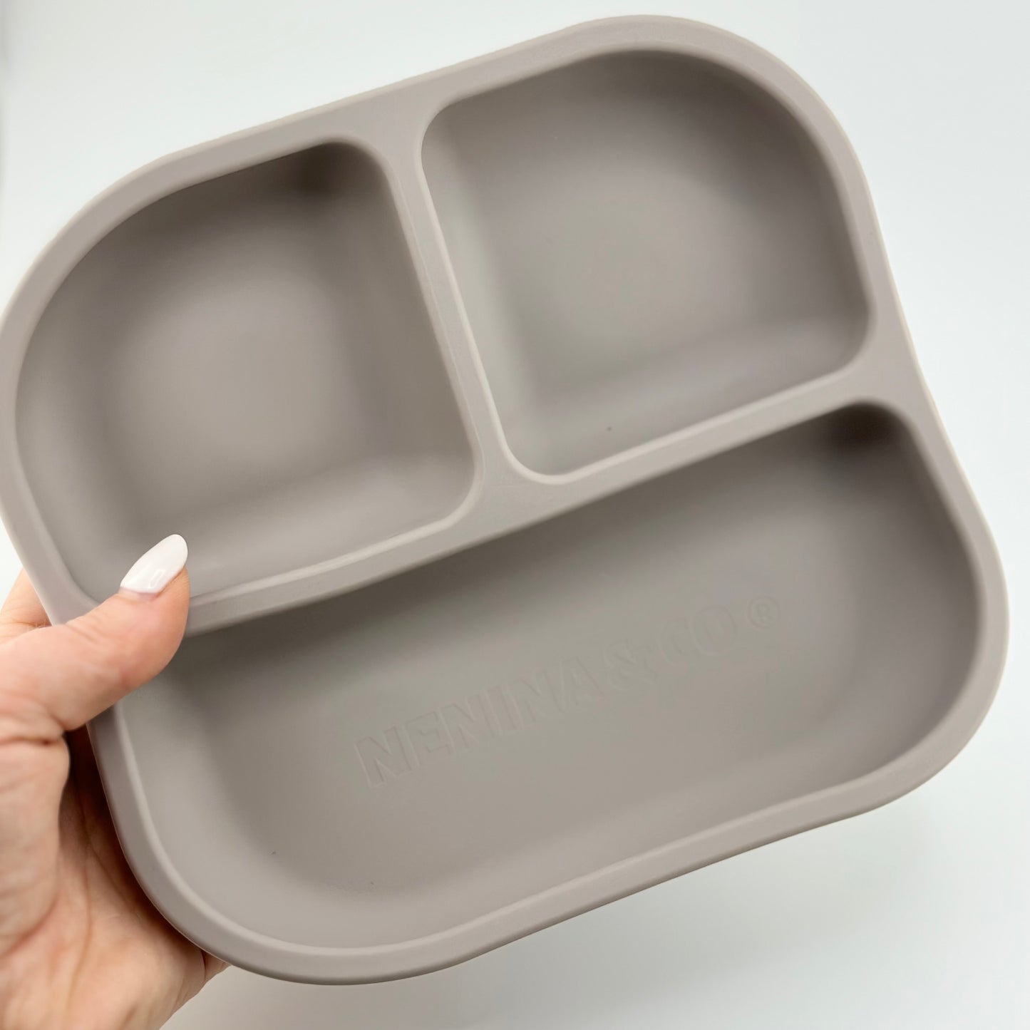 Vajilla BLW Gris 9 Piezas de Silicona orgánica con ventosas Nenina & Co