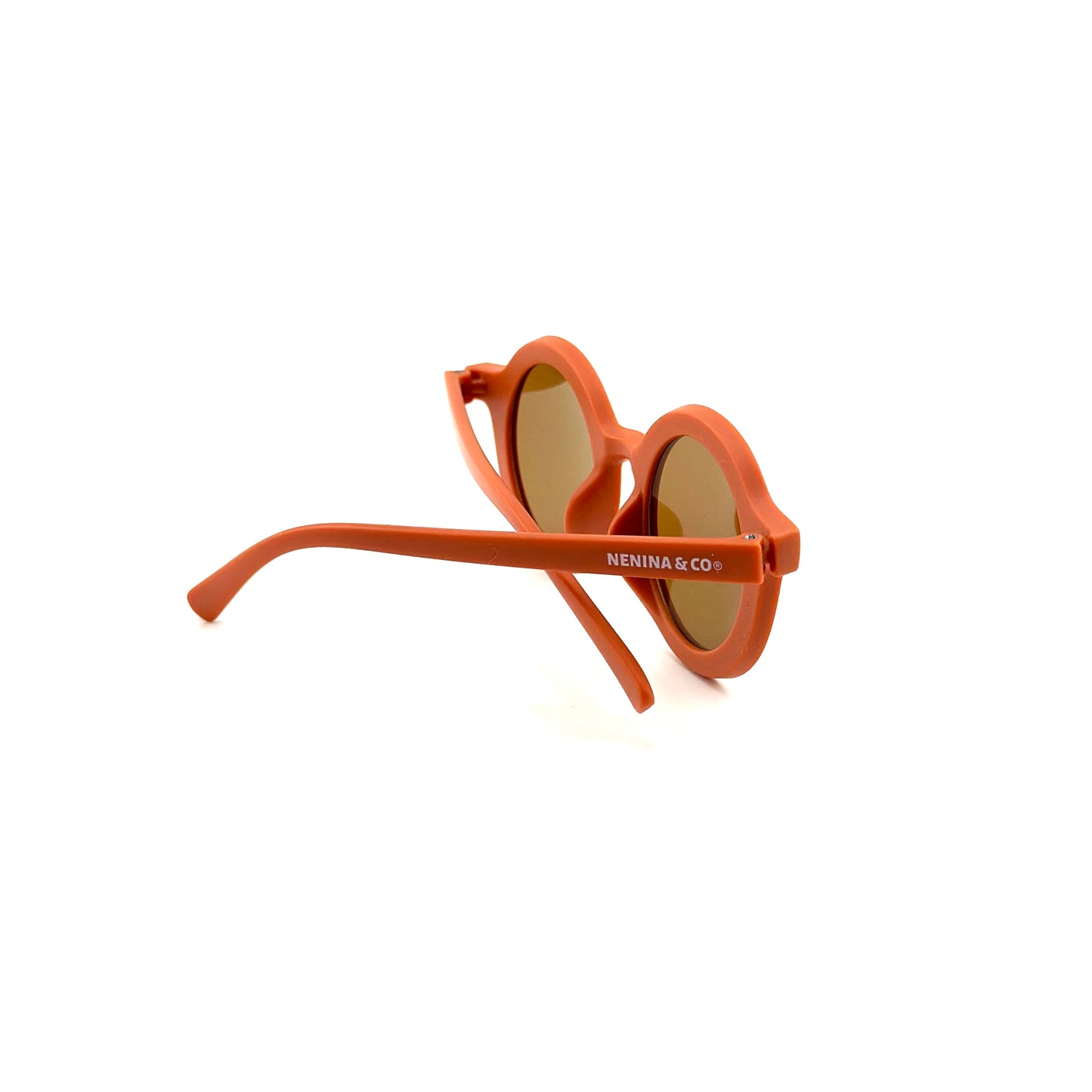 
                  
                    Occhiali da sole arancioni sostenibili per bambini Nenina &amp; Co 
                  
                