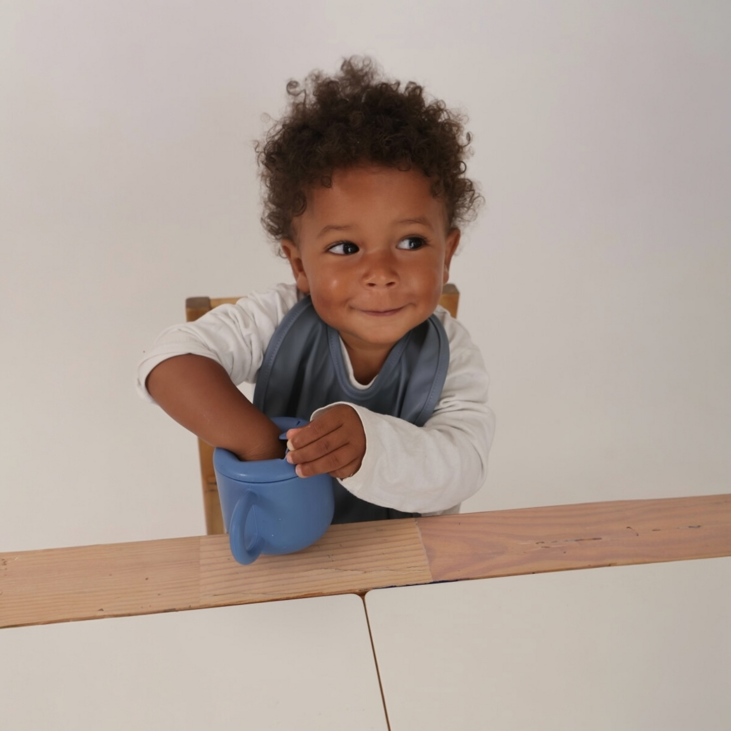 Babero Shaded Blue Nenina & Co 