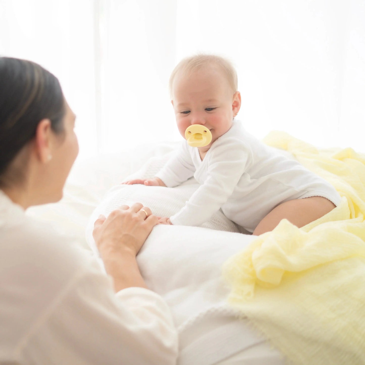Chupete DIAMOND By Nenina & Co Amarillo Y Rosa pálido | Silicona Orgánica para Bebé +12 Meses 