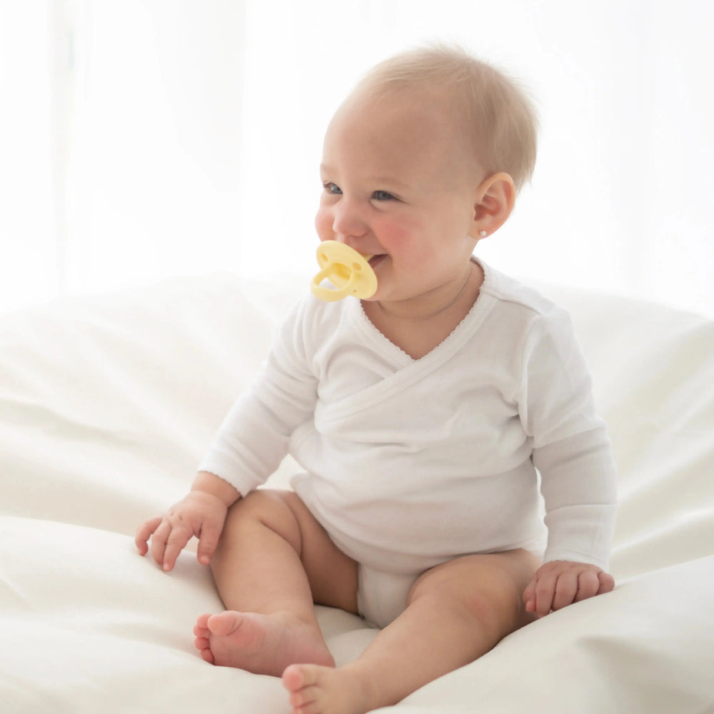 
                  
                    Chupete DIAMOND By Nenina & Co Amarillo Y Rosa pálido | Silicona Orgánica para Bebé +12 Meses 
                  
                