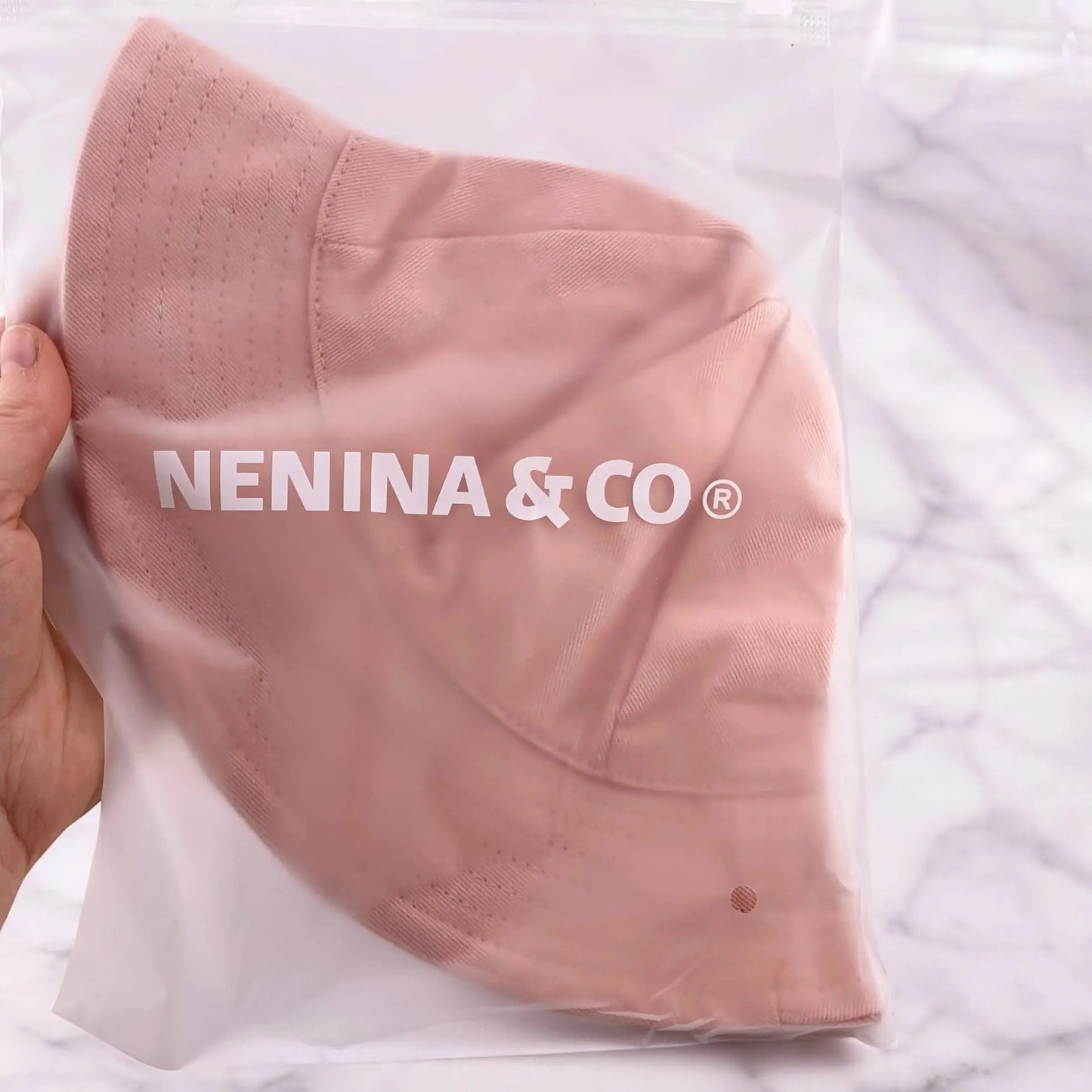 Gorro para el Sol Rosa Nenina & Co - Hecho de Algodón Orgánico | Protección Solar y Estilo 