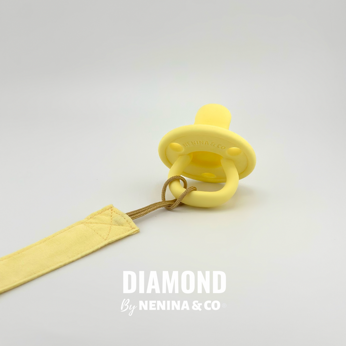 
                  
                    Chupetero Pack x 2 DIAMOND Amarillo + Vichy By Nenina & Co
                  
                