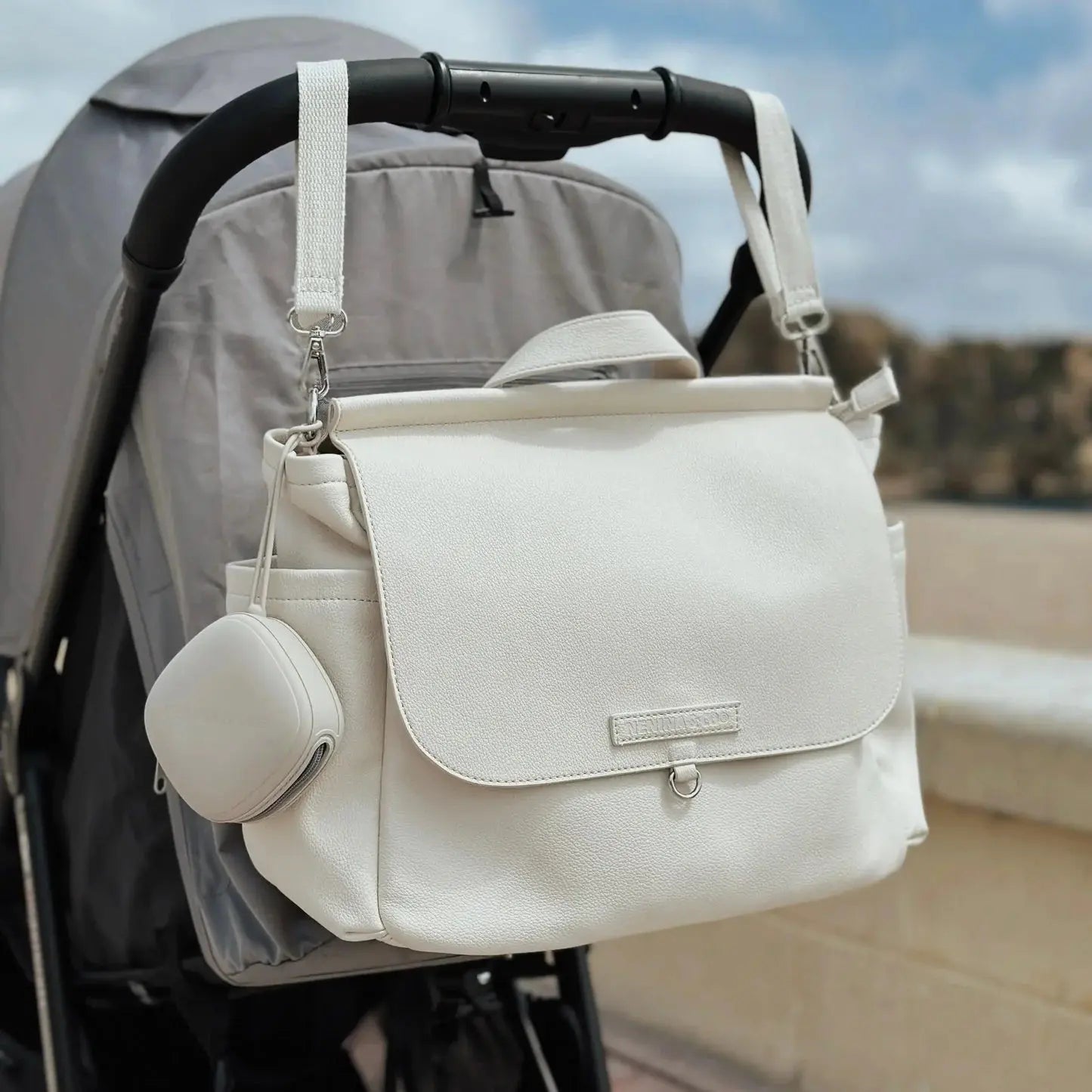 Kit Nacimiento - Bolso Maternal + Cambiador + Neceser + Portadocumento + Guardachupete Mirem By Nenina & Co 