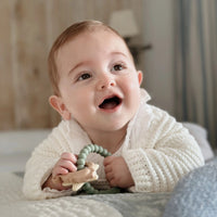 Anneau de dentition bébé silicone organique marin vert (+3M) soulagement gencives - Nenina & Co
