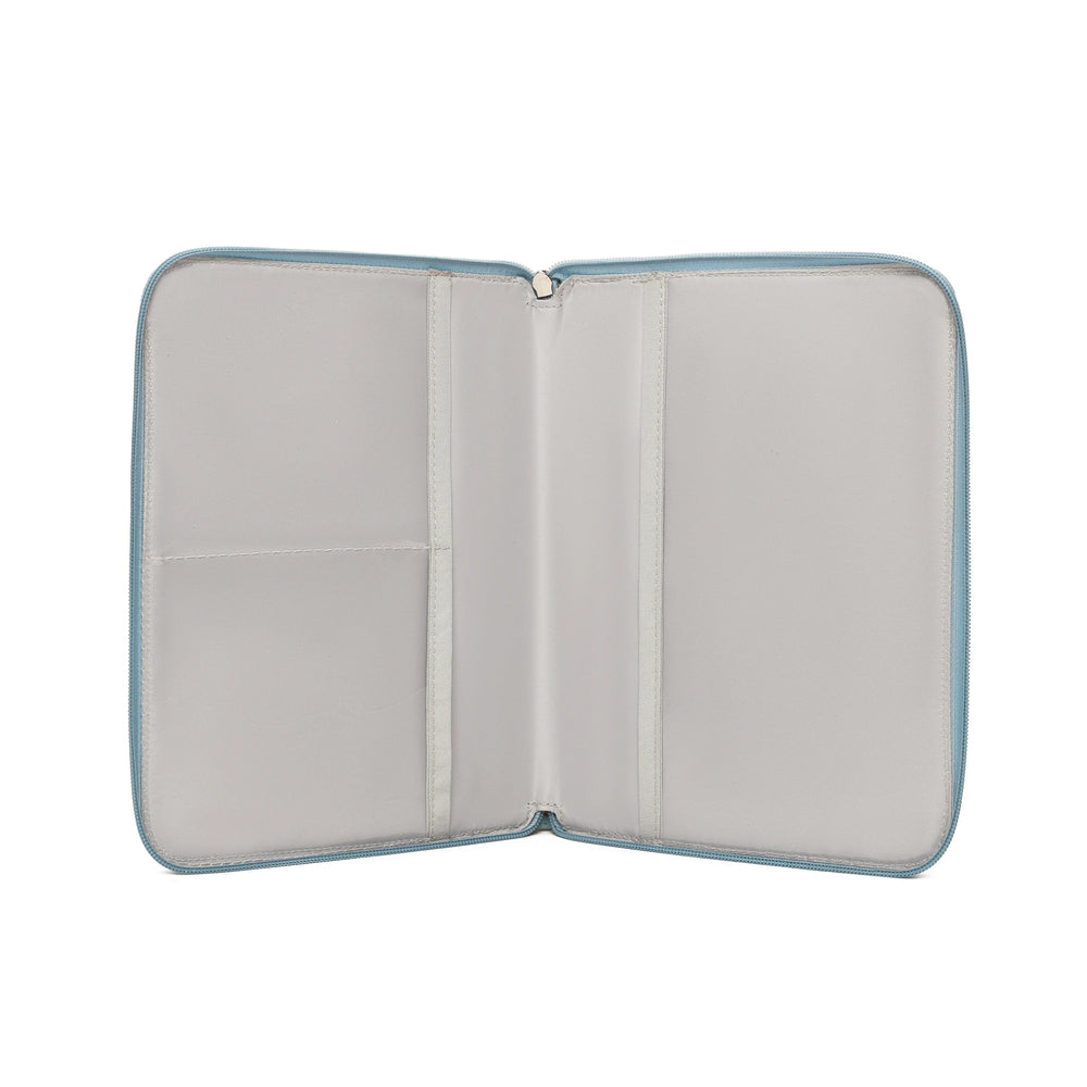 
                  
                    Portadocumentos Bebé Eco piel MIREM By Nenina & Co Dusty Blue 
                  
                