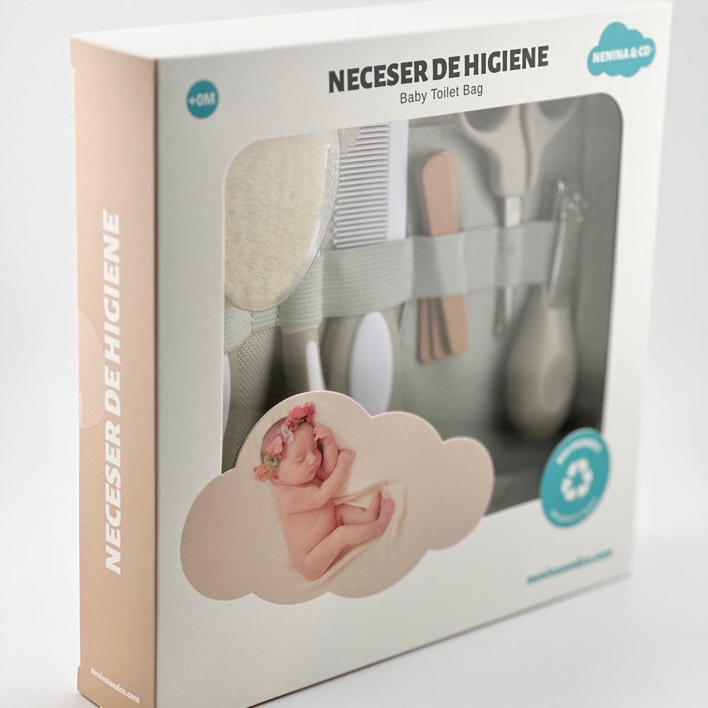 
                      
                        Trousse de toilette bébé Nenina &amp; Co ensemble d'hygiène
                      
                    