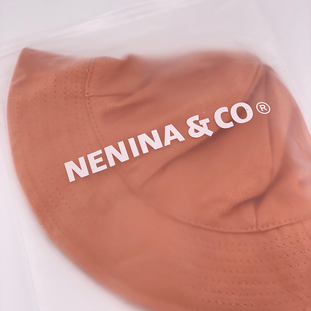 
                  
                    Cappello Nenina &amp; Co Terracotta 100% Cotone
                  
                