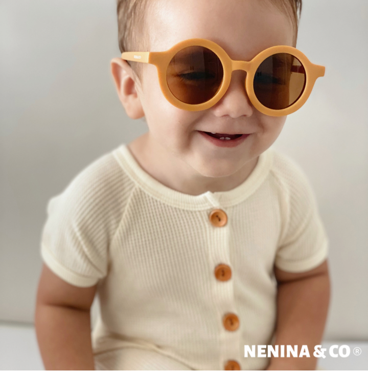 
                  
                    Óculos de sol sustentáveis ​​Sun Nenina &amp; Co 
                  
                