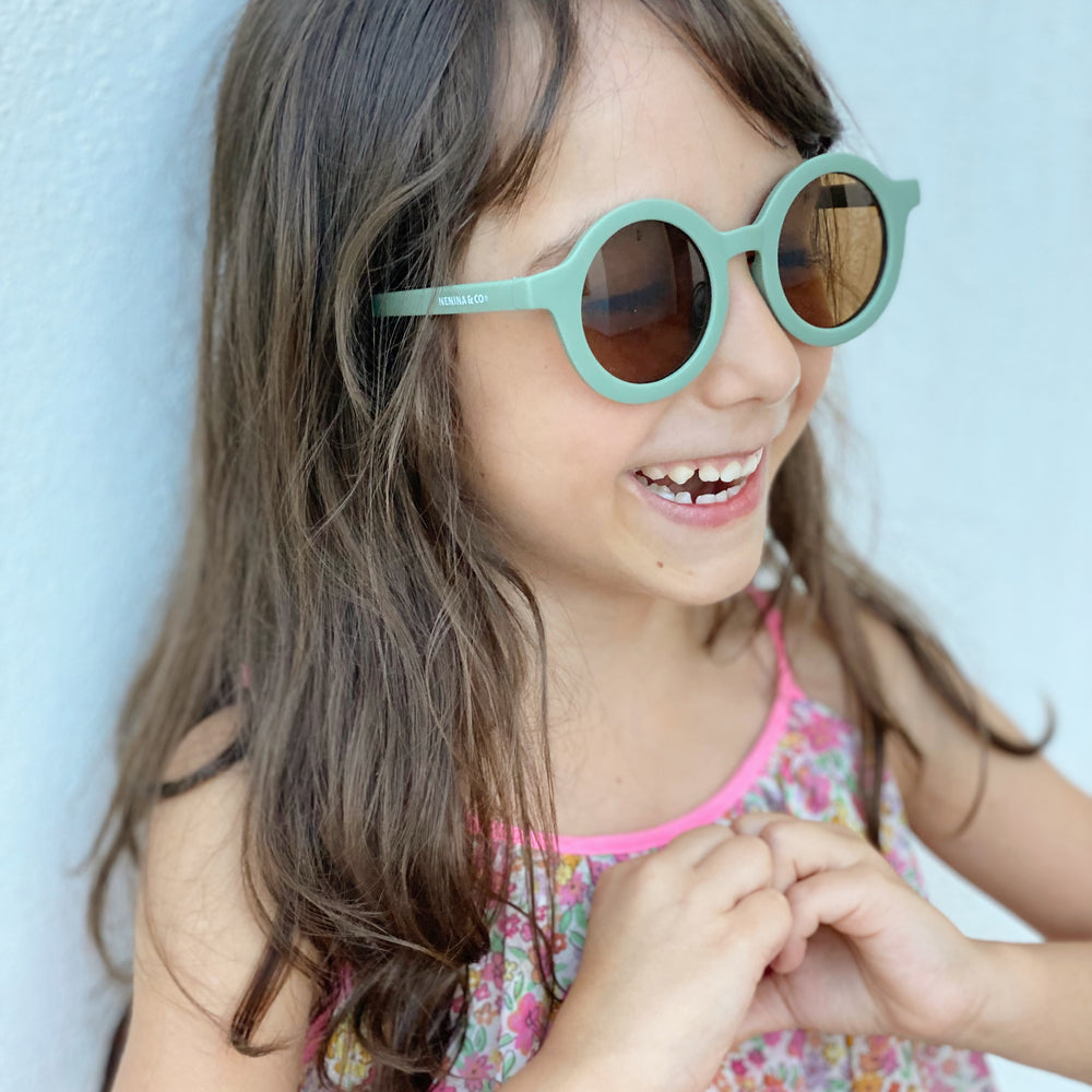 
                  
                    Occhiali da sole verdi sostenibili da bambino Nenina &amp; Co 
                  
                