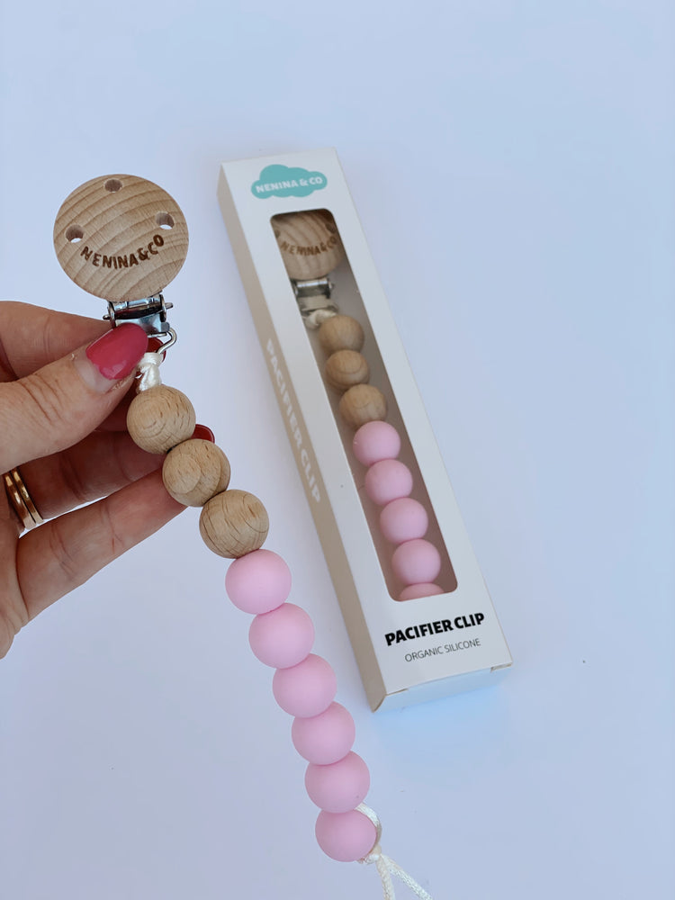 
                  
                    Porta chupeta Nenina &amp; Co edição limitada primavera fúcsia
                  
                