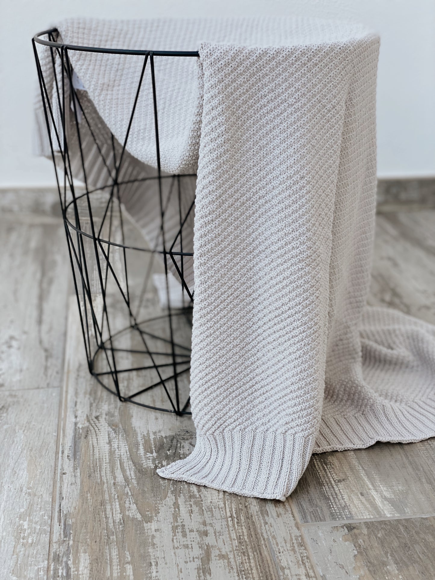 
                  
                    Couverture tricotée grise 100% Coton Bio Nenina &amp; Co
                  
                